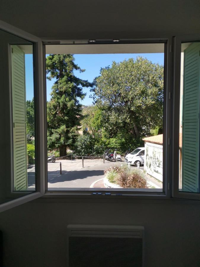 Appartement au cœur de cassis vue sur le parc Extérieur photo